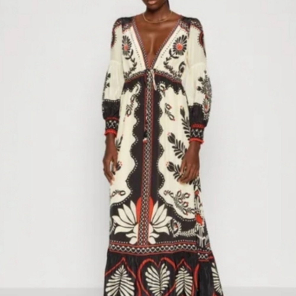 NWOT Caroline Constas Black and White Resort Maxi Satin Gown